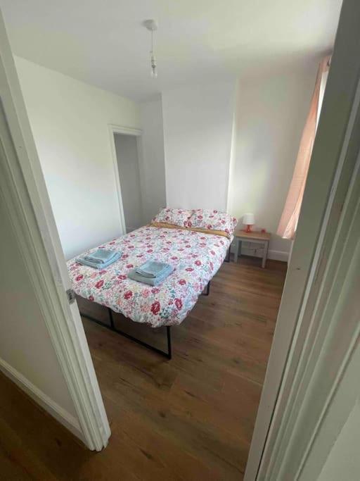 Modern 2 Bedroom Terraced House Dover Exteriör bild